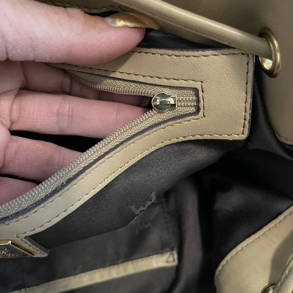 ‼️SOLD‼️Authentic MCM Vicetos drawstrings - Picture 7 of 10